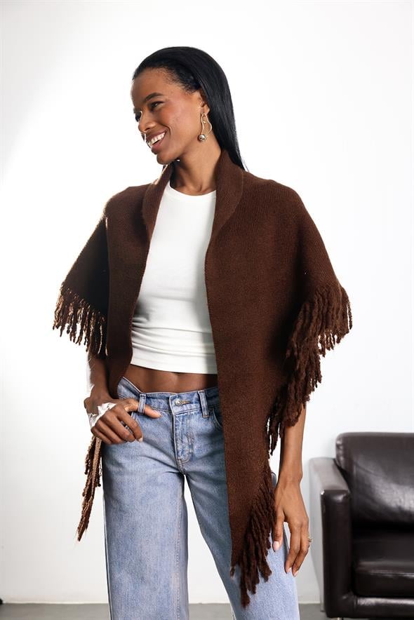 Kahverengi Püsküllü Üçgen Atkı 16004