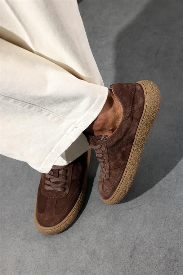 Kahverengi Süet Sneaker 25412