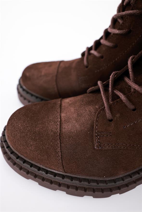 Kahverengi Yüksek Tabanlı Postal 24428