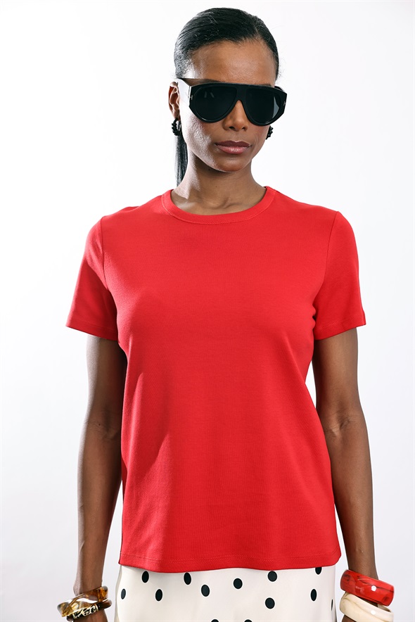 Kırmızı Bisiklet Yaka Basic Tişört 17578