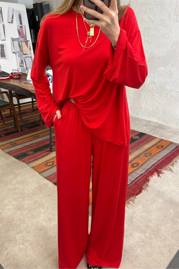 Kırmızı Bisiklet Yaka Pijama Takım 0009
