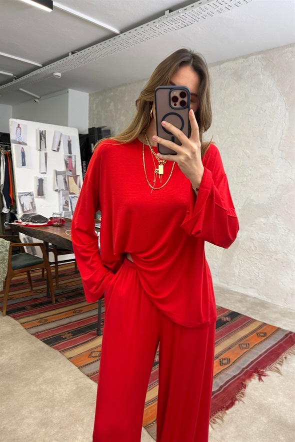 Kırmızı Bisiklet Yaka Pijama Takım 0009