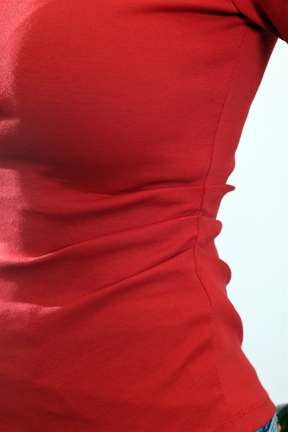 Kırmızı Drape Detaylı Tişört 17190