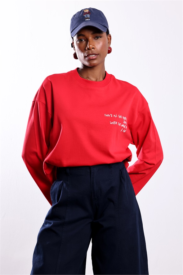 Kırmızı Yazı Baskılı Sweatshirt 4853