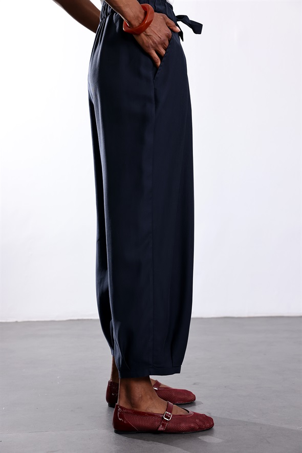 Lacivert Barrel Kesim Pantolon 1475