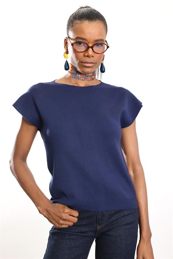 Lacivert Bisiklet Yaka Kolsuz Triko 4821