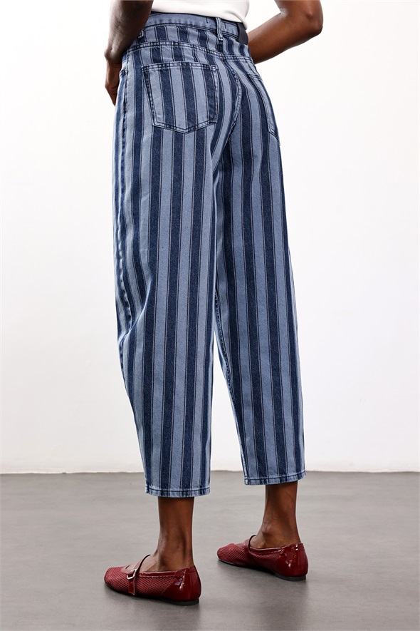 Mavi Çizgili Tapered Jean 00208