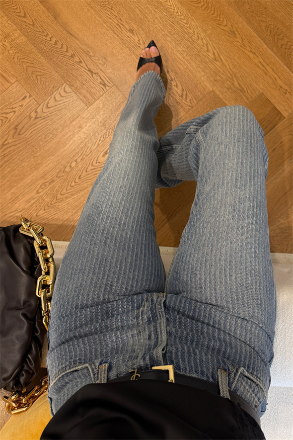 Mavi Yıkamalı Straıght Jean 