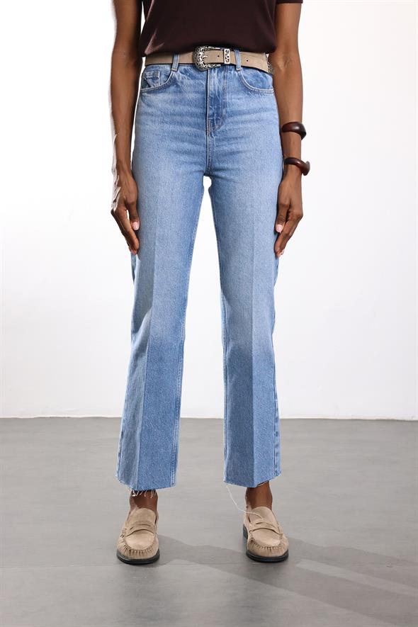 Mavi Yüksek Bel Straight Fit Jean 