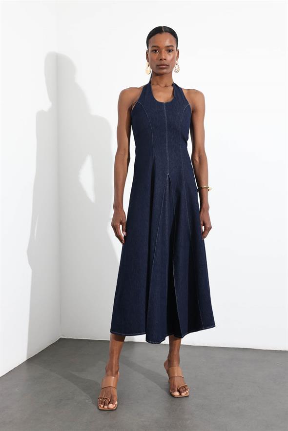 Rins Yıkamalı İpli Boyundan Askılı Denim Elbise 