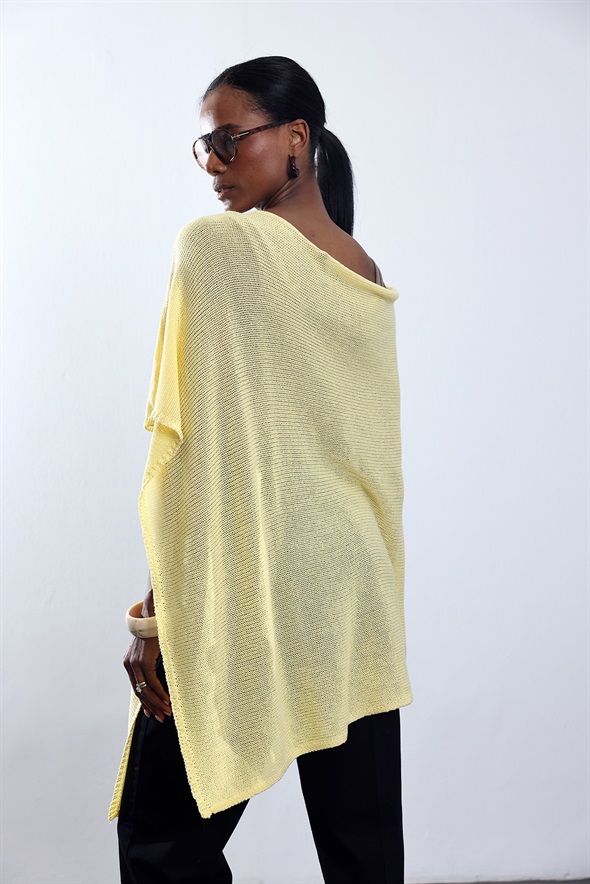 Sarı Örgü Pelerin 