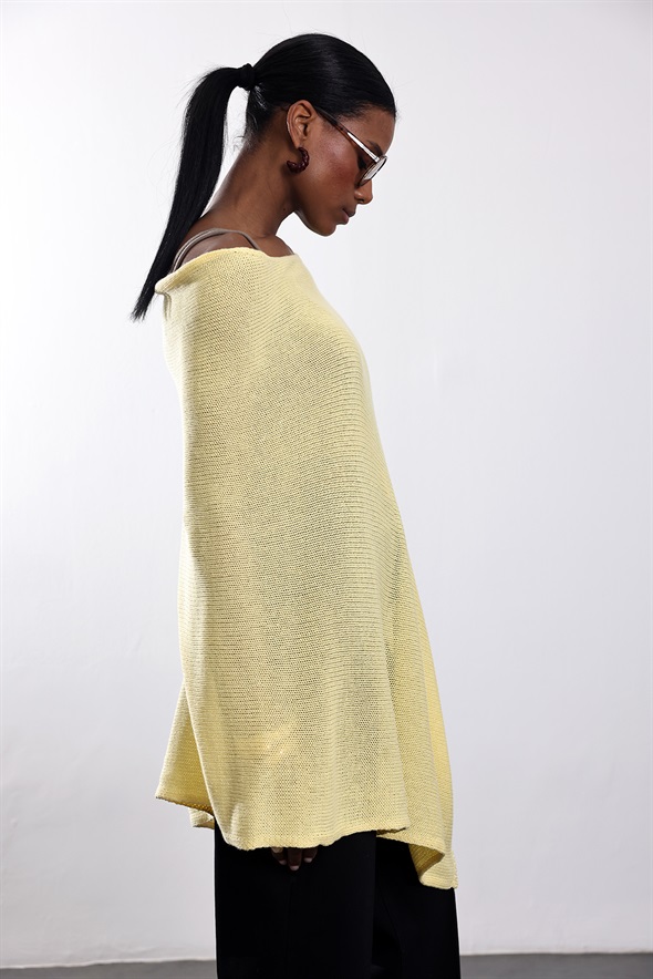 Sarı Örgü Pelerin 