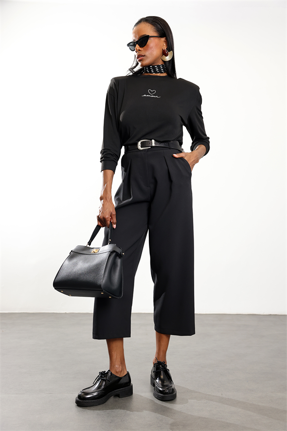 Siyah Amour Yazı Nakışlı Vatkalı Bluz 18075