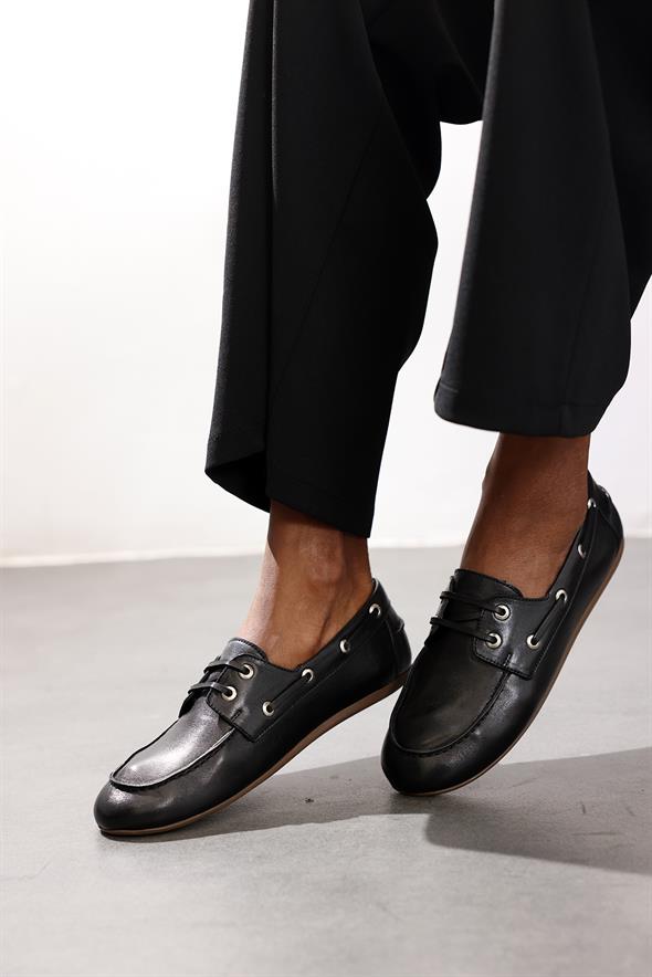 Siyah Bağcıklı Deri Makosen 24171