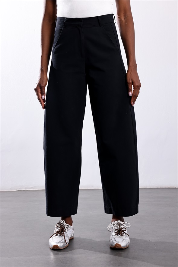 Siyah Barrel Pantolon 