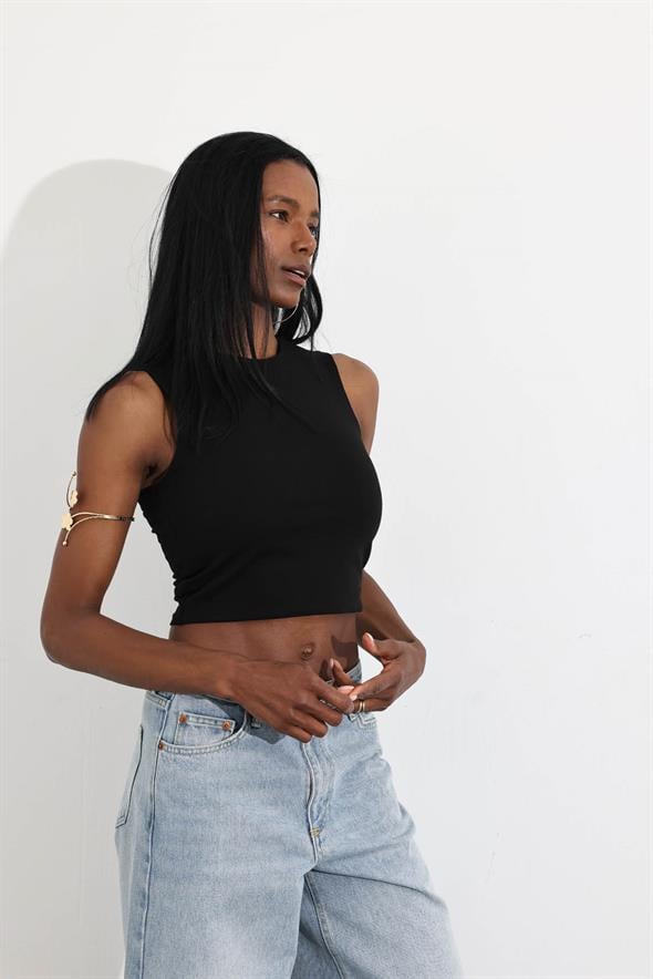 Siyah Bisiklet Yaka Sıfır Kol Atlet 