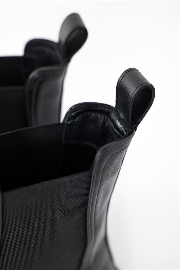 Siyah Chelsea Postal 23561