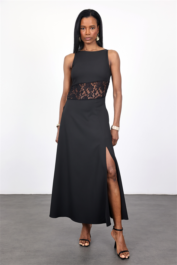 Siyah Dantel Geçişli Yırtmaçlı Elbise 1222