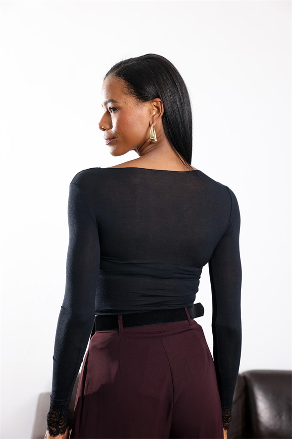 Siyah Dantelli Modal Kaşmir Uzun Kollu Bluz 