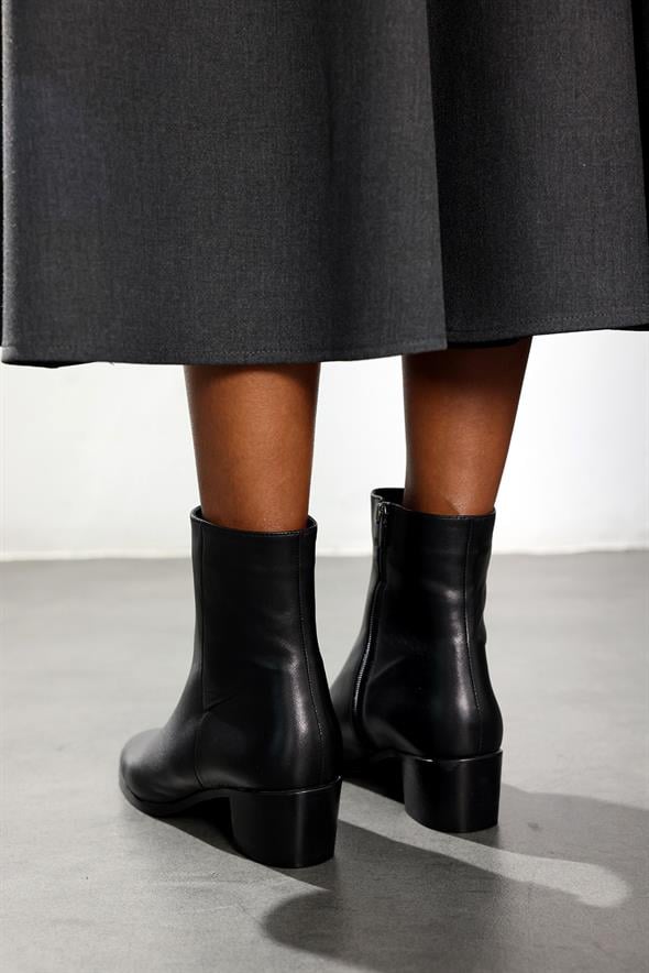 Siyah Deri Klasik Bot 25489