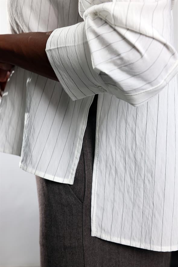 Siyah Dökümlü Çizgili Gömlek 17013