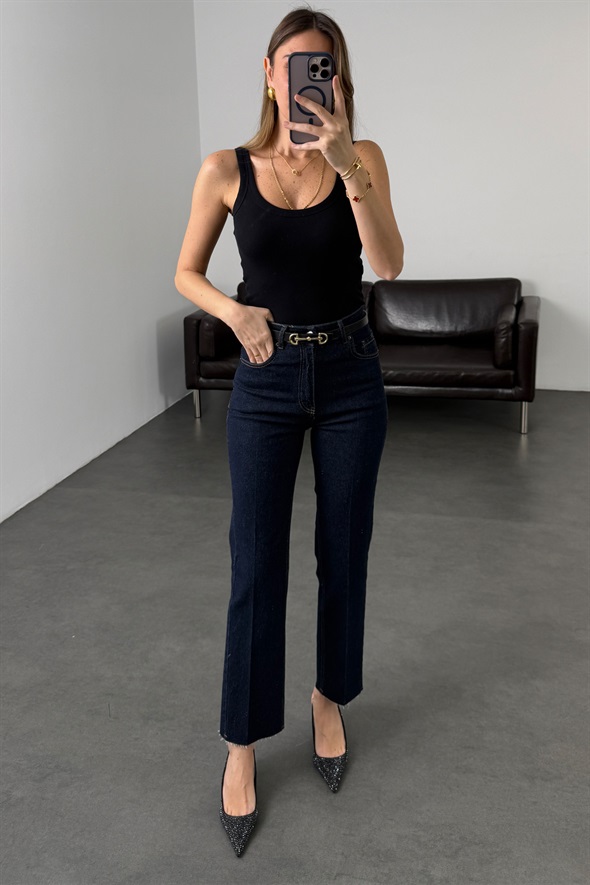 Siyah Fitilli U Yaka Atlet 251002