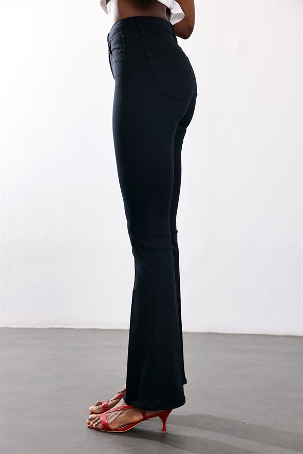 Siyah Full Likra Toparlayan Flare Jean 7578