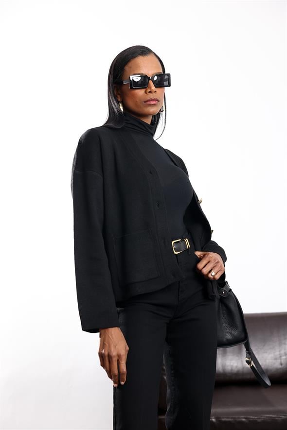 Siyah Gold Düğmeli V Yaka Hırka 251059