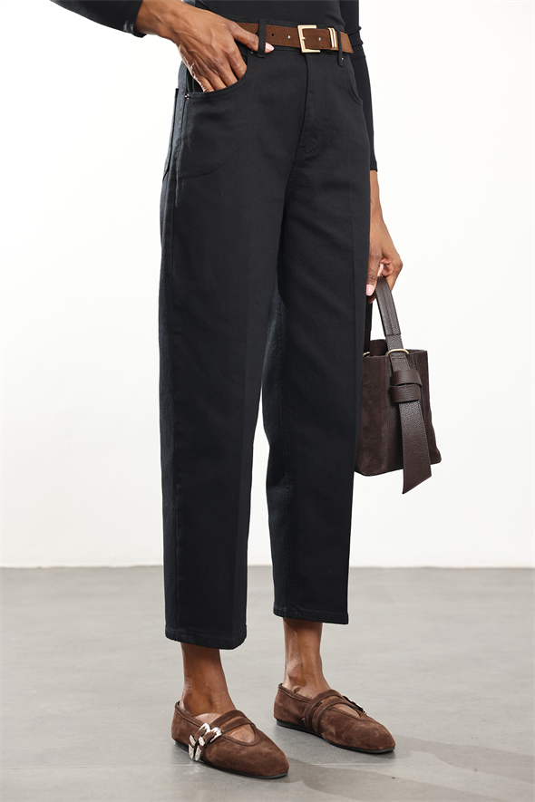 Siyah Kemerli Baggy Jean 3010