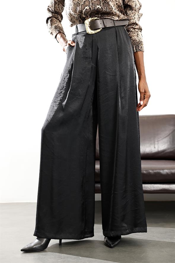 Siyah Kemerli Saten Geniş Pantolon 