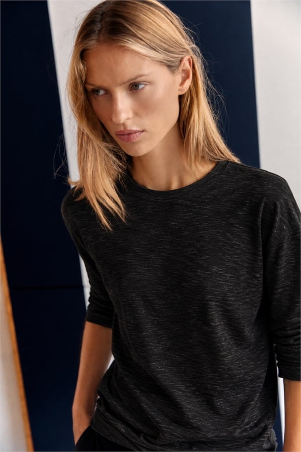 Siyah Kendinden Dokulu Oversize Bluz 27377