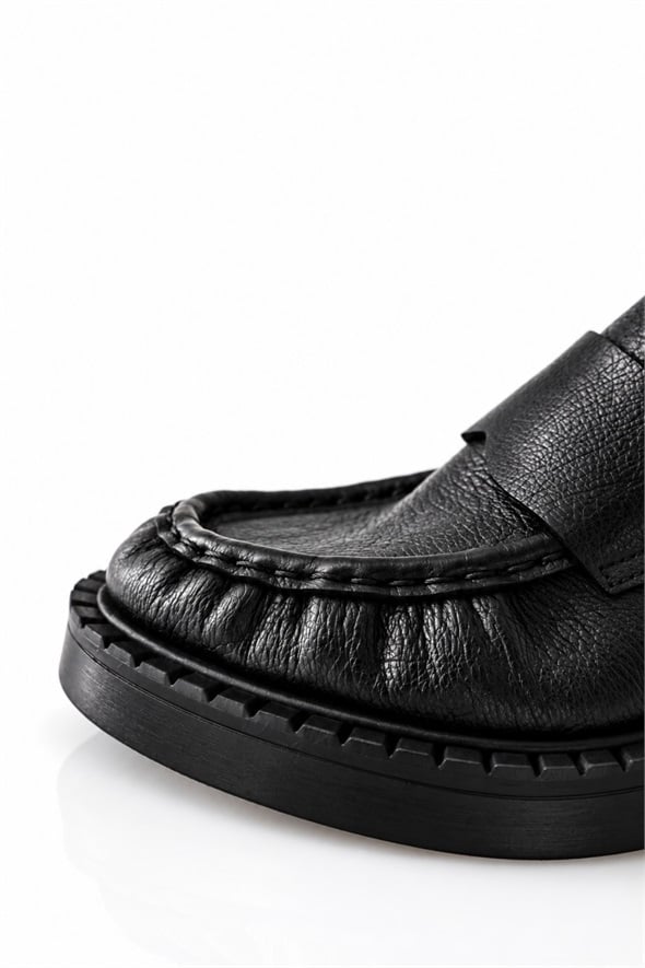 Siyah Klasik Loafer 26230