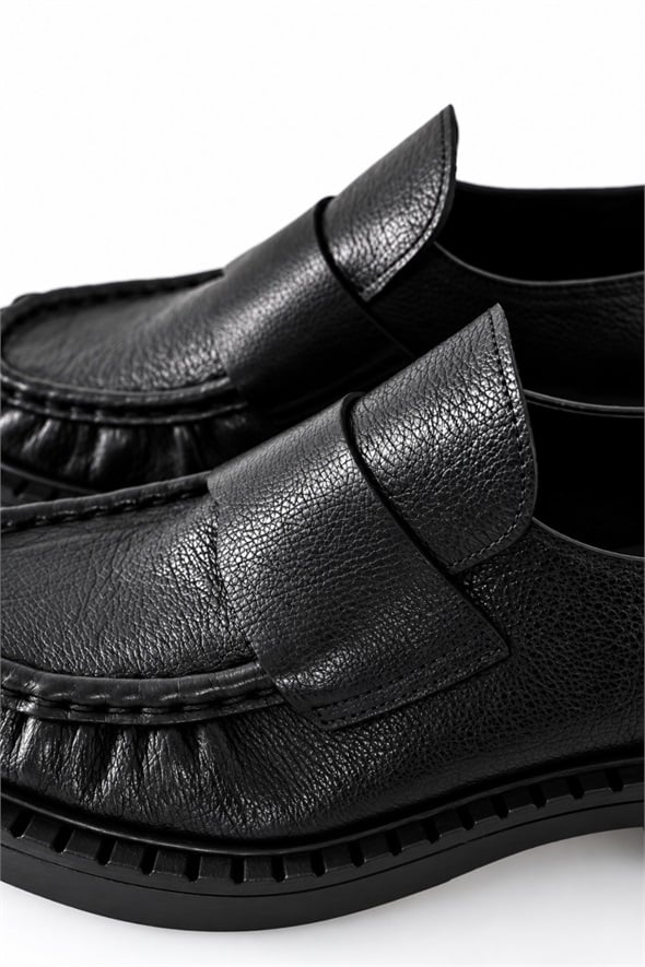 Siyah Klasik Loafer 26230