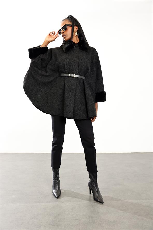 Siyah Kürklü Kemerli Buklet Panço D99844