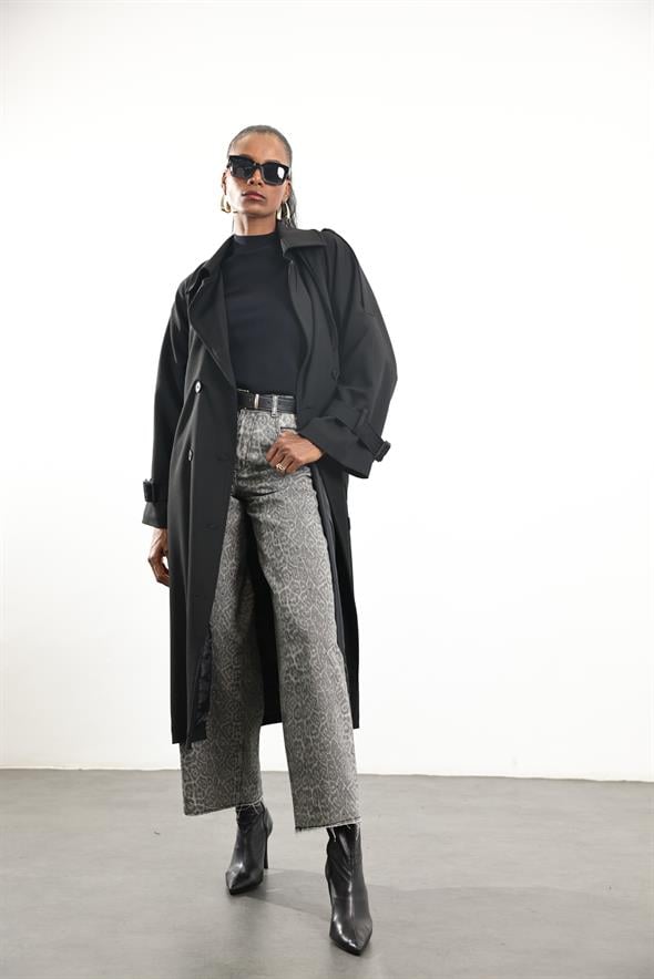 Siyah Kuşaklı Kruvaze Palto 