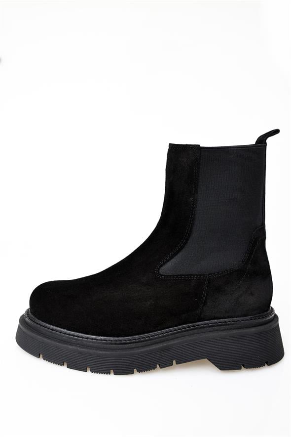 Siyah Lastikli Postal 123005