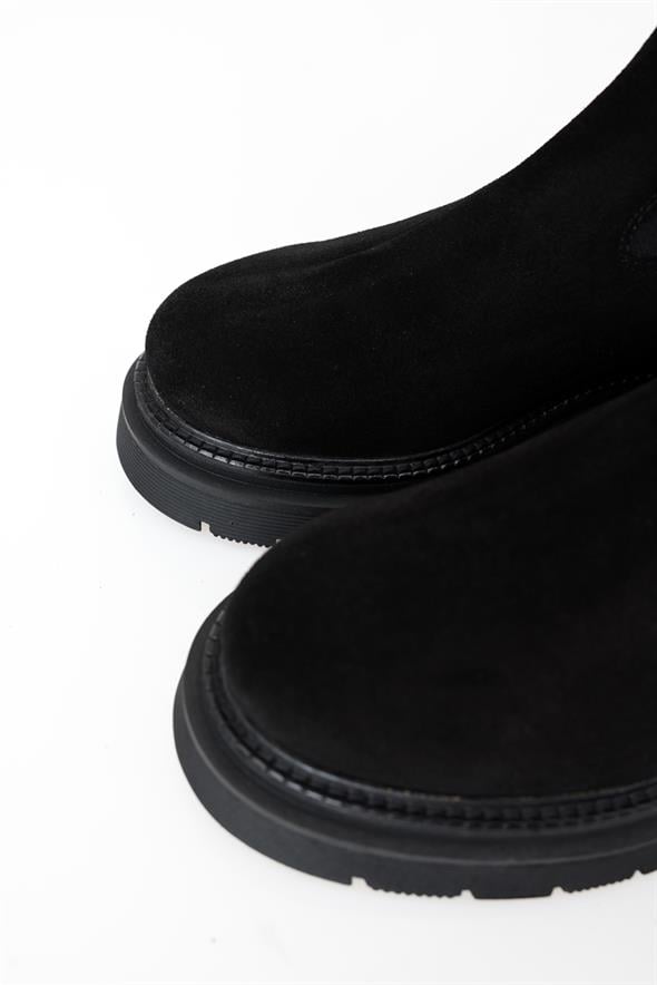 Siyah Lastikli Postal 123005