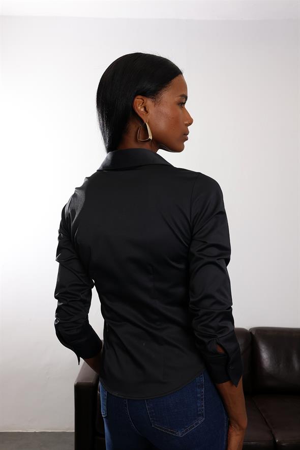 Siyah Parlak Bitişli Slim Fit Gömlek 4897