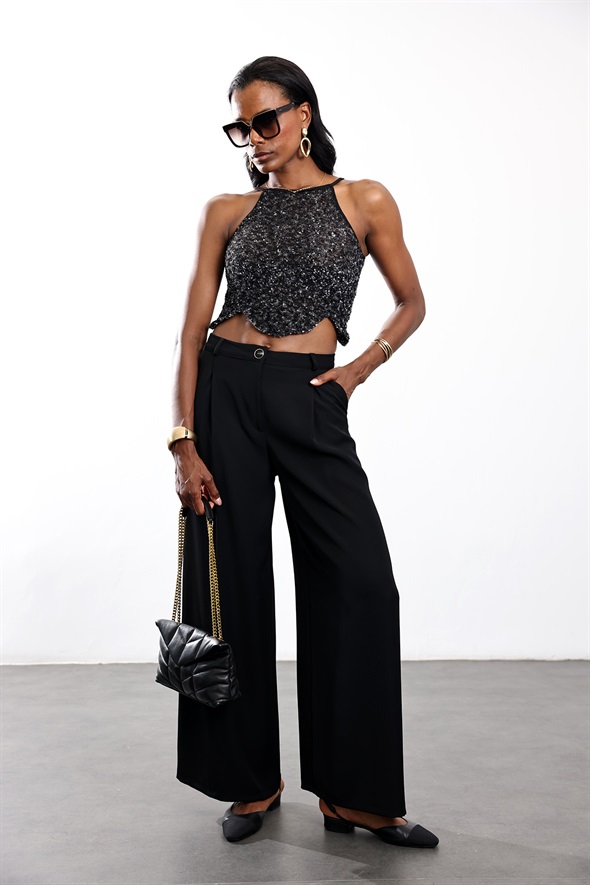 Siyah Pullu Halter Yaka Bluz 071902