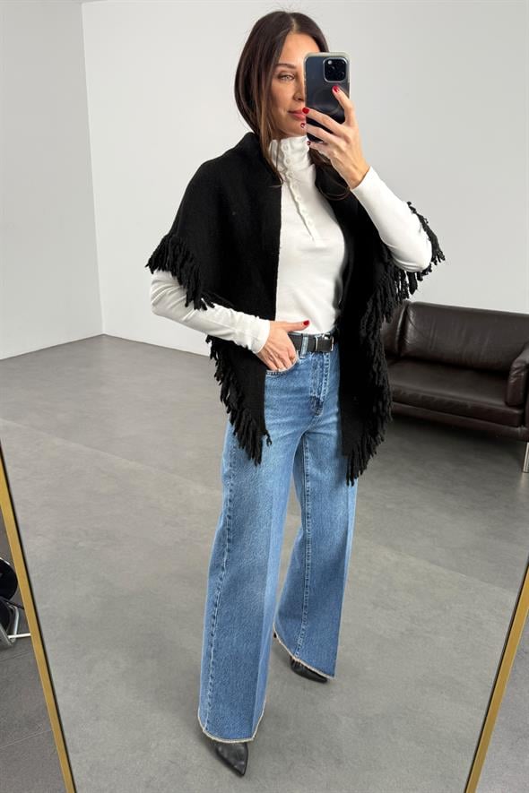 Siyah Püsküllü Üçgen Atkı 16004