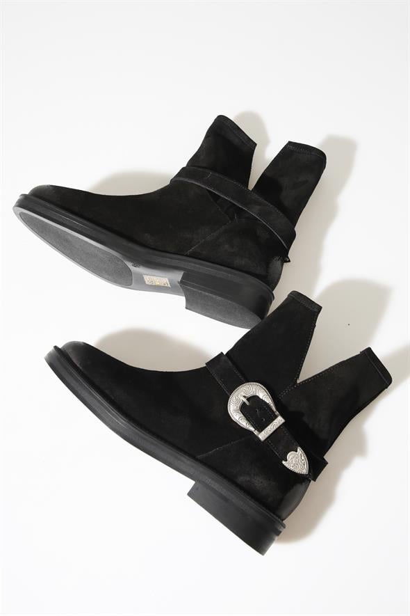 Siyah Salaş Bot 125212