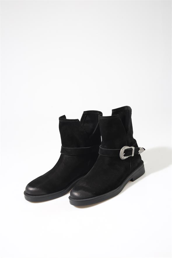 Siyah Salaş Bot 125212