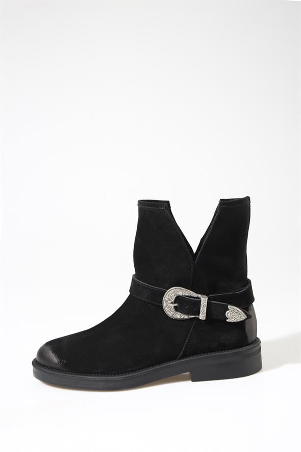 Siyah Salaş Bot 125212