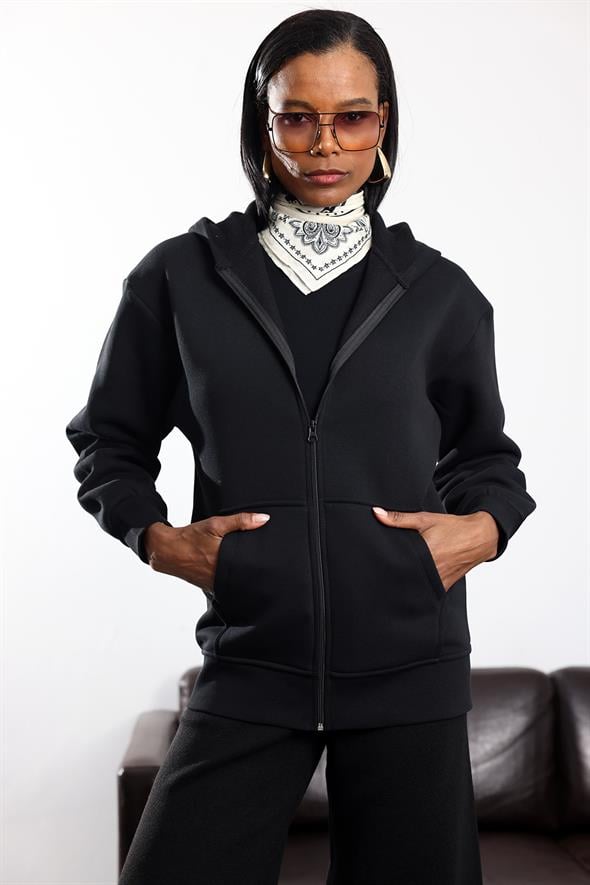 Siyah Şardonlu Fermuarlı Sweatshirt 042