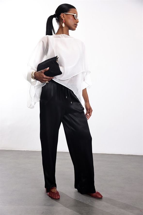 Siyah Saten Görünümlü Pantolon 01015