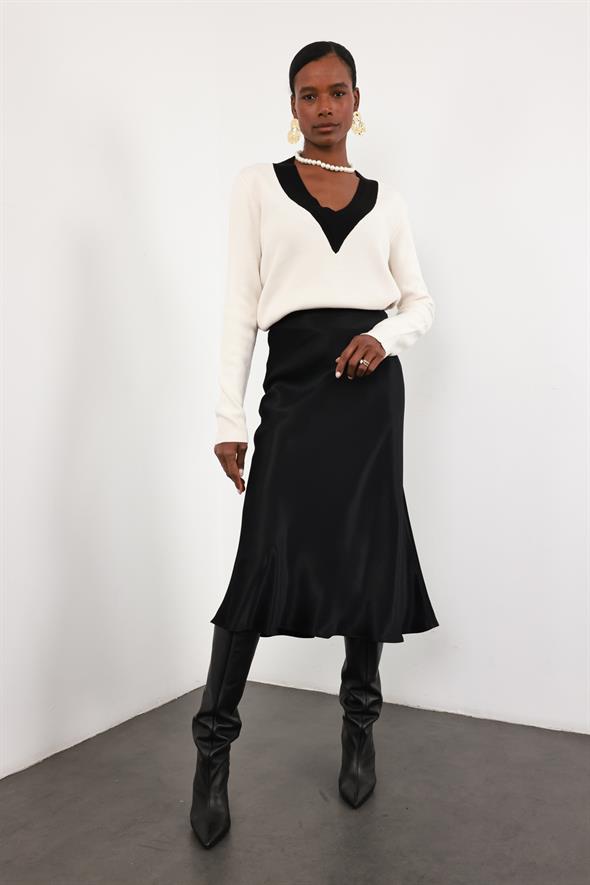 Siyah Saten Volanlı Etek 17000