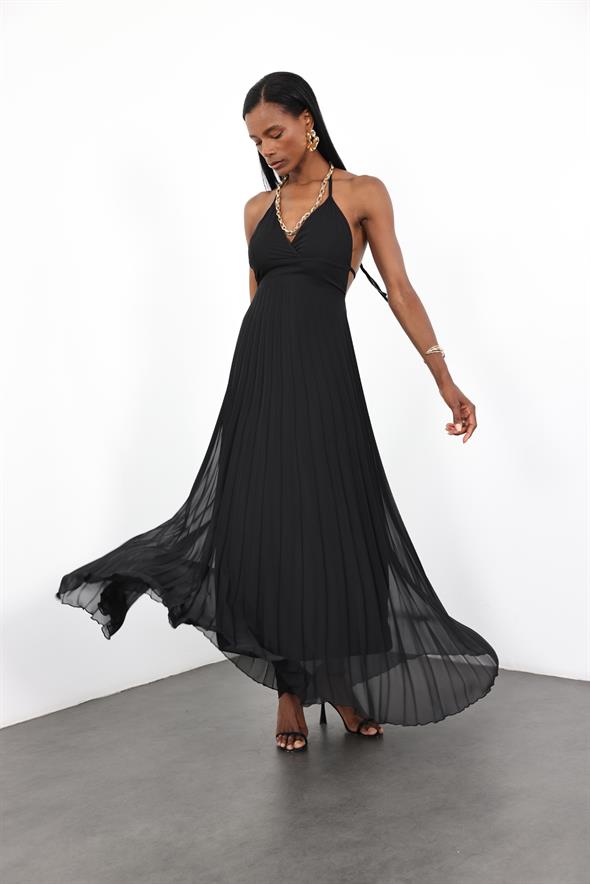 Siyah Sırt Detaylı Piliseli Elbise 111542