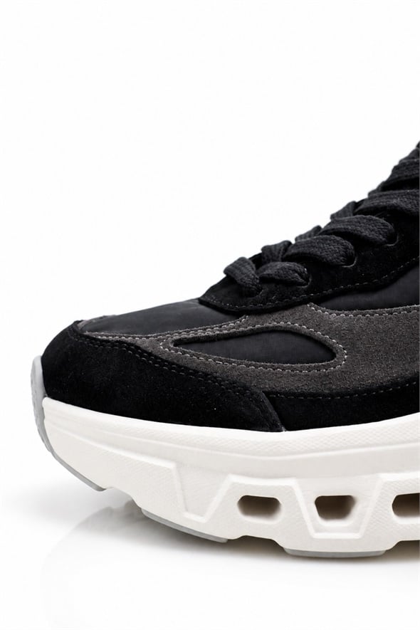 Siyah Sneaker 24518