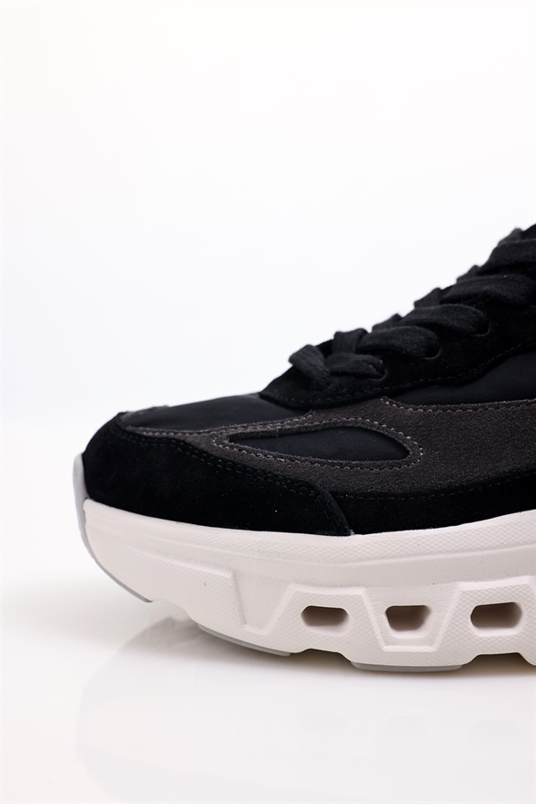 Siyah Sneaker 24518