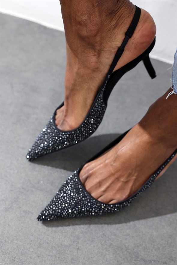 Siyah Taşlı Sivri Burun Slingback 26014